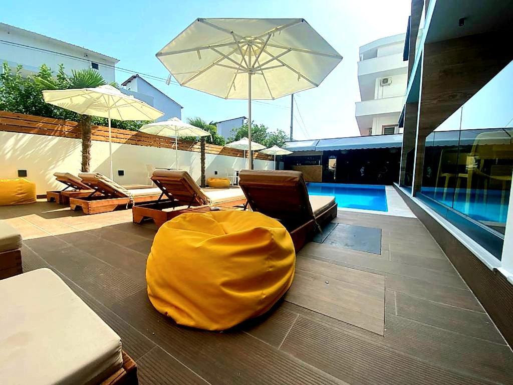Valmar Hotel Ксаміл Екстер'єр фото